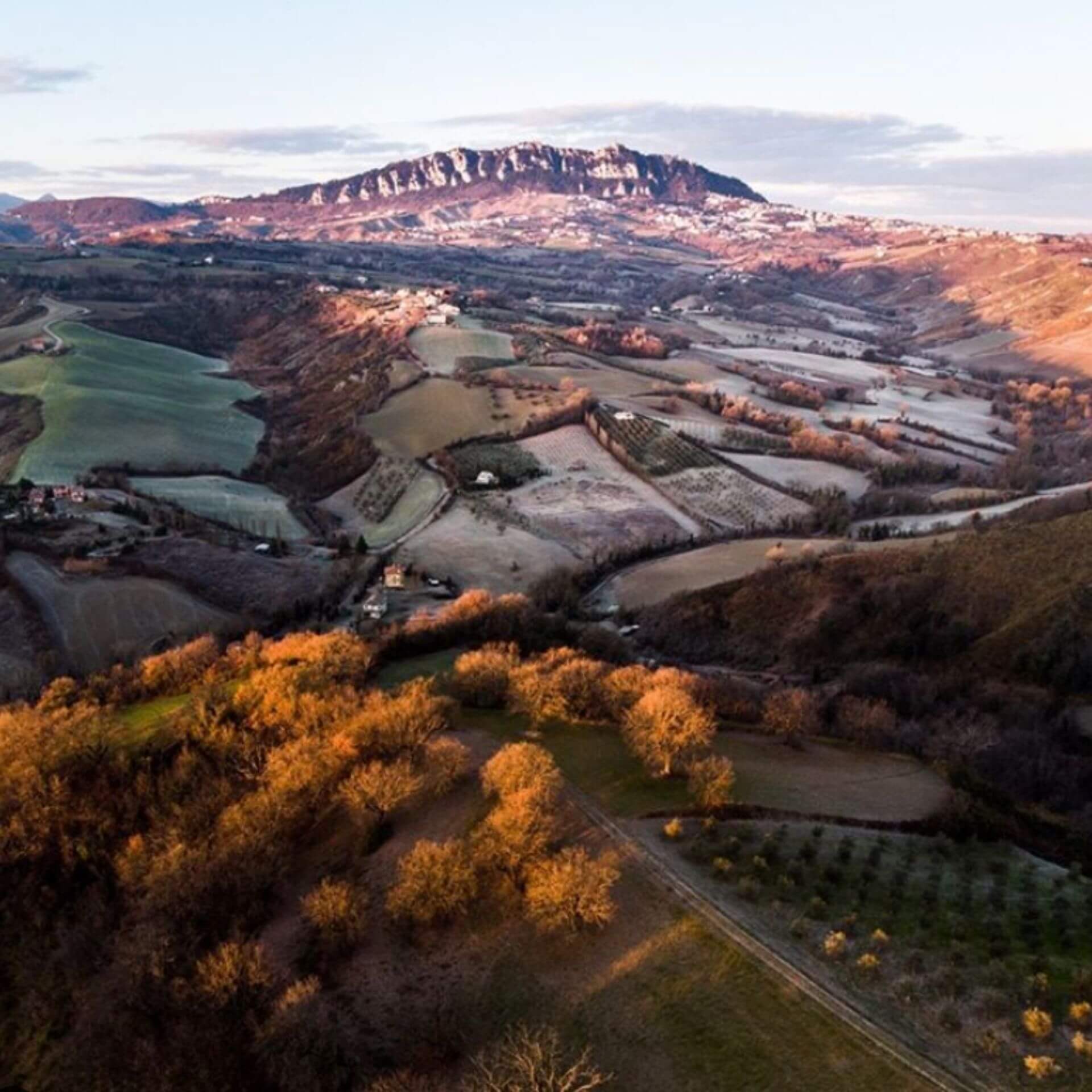 sunrise mount tirano -hiking-san-marino