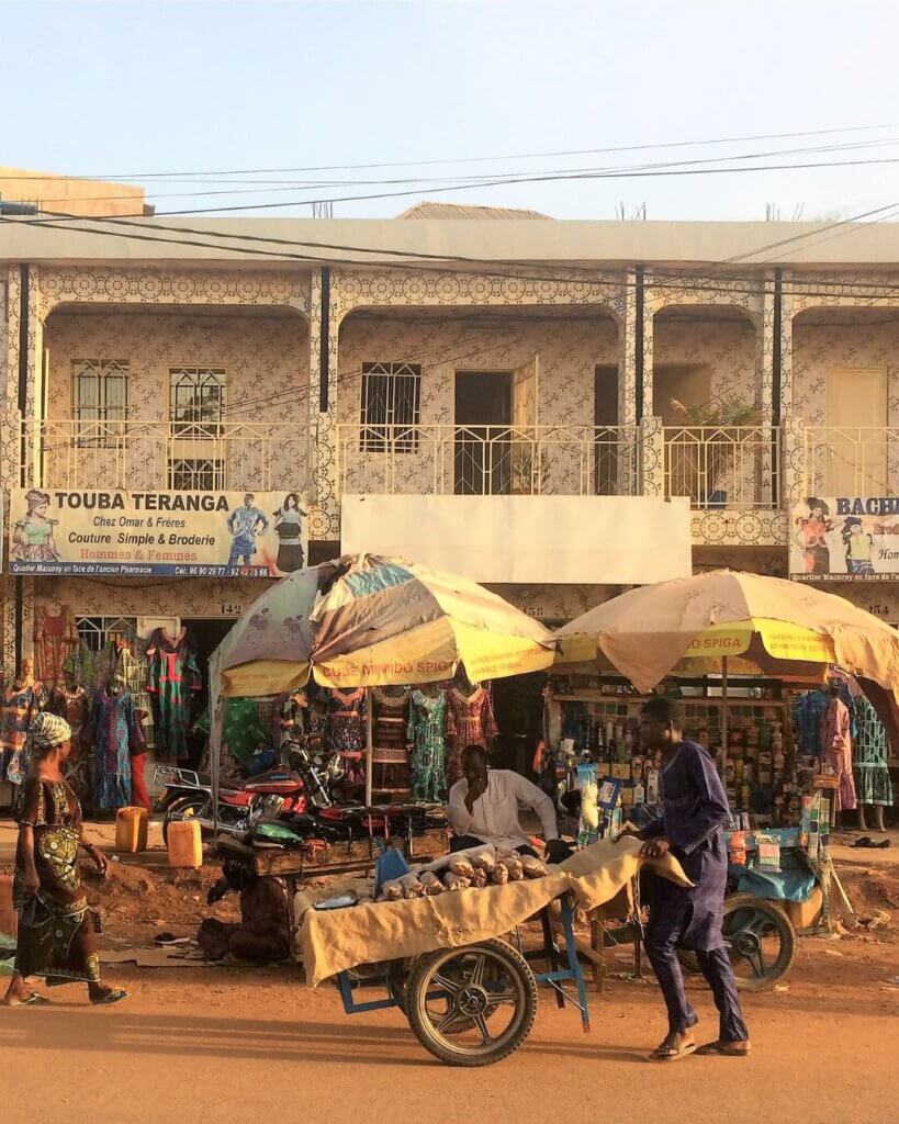 Niamey's street market culture