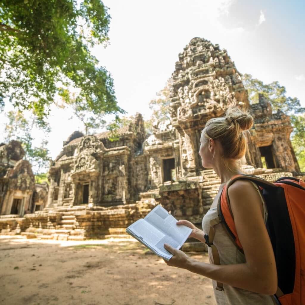 Travel guides can provide an extra info you sometimes find in the internet too overwehlming