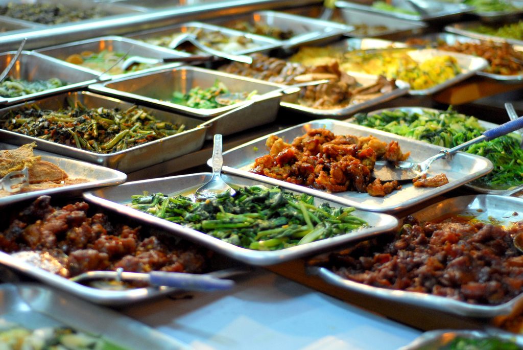 Kuala Lumpur´s cuisine is known for its diversity. Kuala Lumpur´s cuisine is known for its diversity.