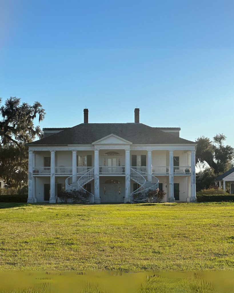 The Evergreen Plantation from the outside