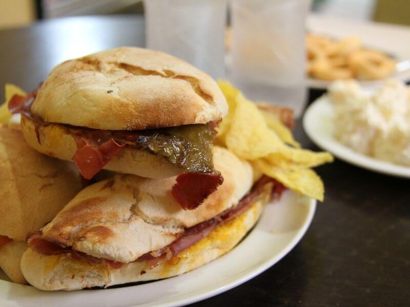 A plate of montaditos