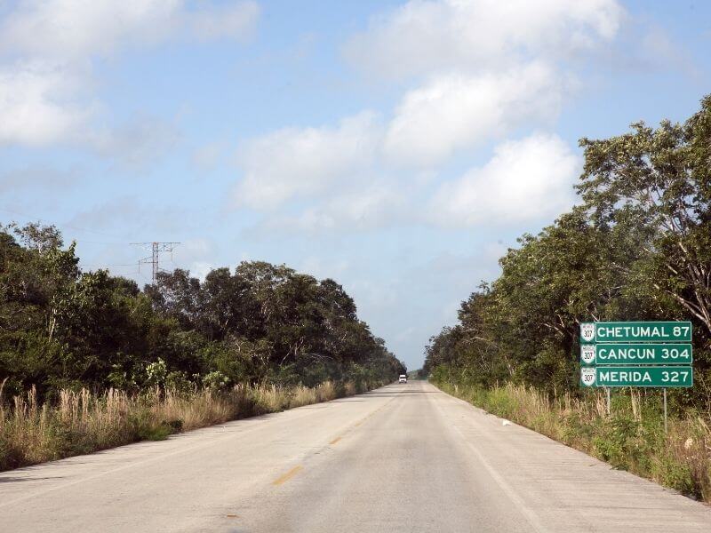 Highway between Cancun and Valladolid