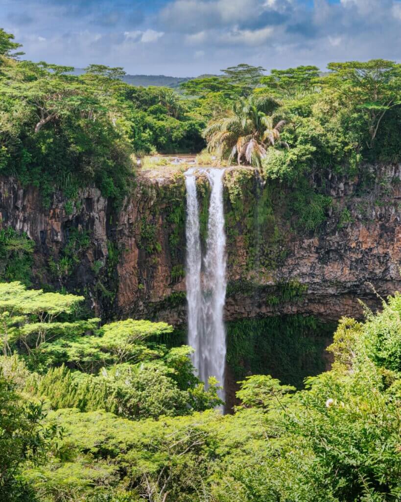 Plan a trip to Mauritius and explore its hidden gems, from serene botanical gardens to hidden coves that offer moments of tranquility.