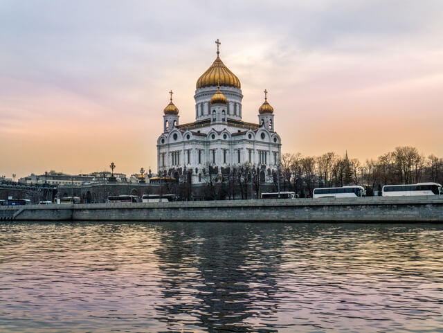 Cathedral of Christ the Saviour in Moscow at sunset