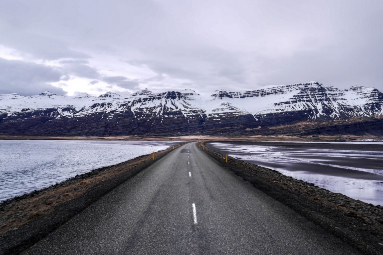 long roads in iceland-ringroad-iceland