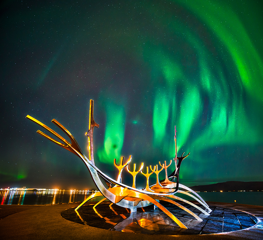 Northern lights in Reykavik during winter