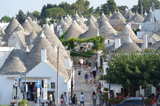 Alberobello's main street-Puglia-Road-Trip