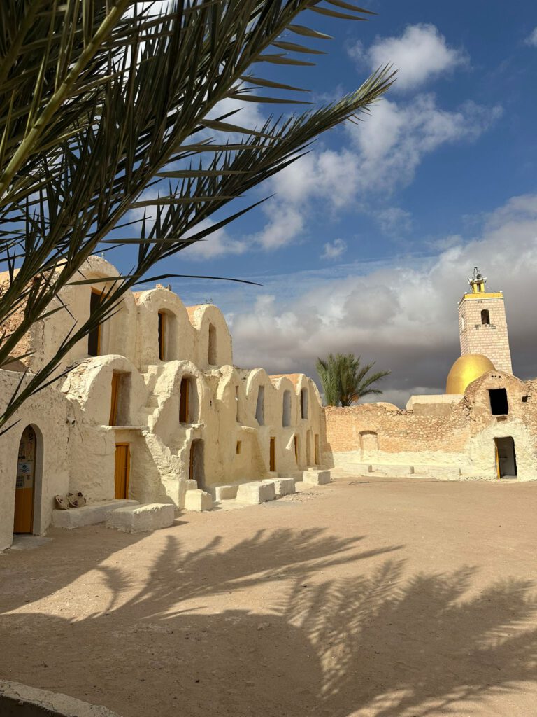 Dramatic coastlines, untouched desert areas, Roman ruins and authentic experiences. This is why Tunisia might be the best destination in Northern Africa