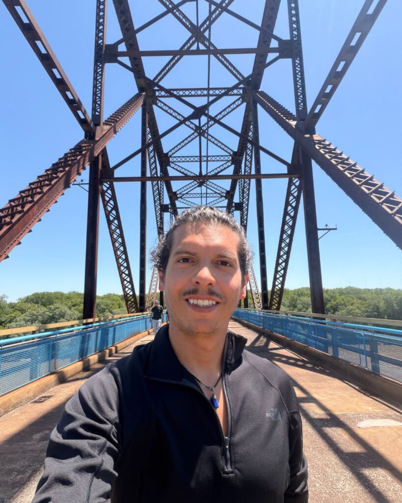 The Old Chain of Rocks Bridge